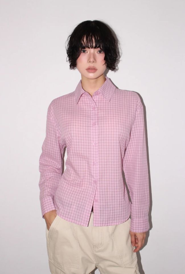 AAKE（アケ）の「BACK STRAP CHECK SHIRT（Tops）」