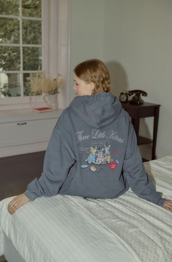 26FW★ [2-WAY] Crying Kitty Pigment Hood Zip-Up