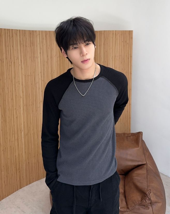 Bard Raglan Waffle Long Sleeve
