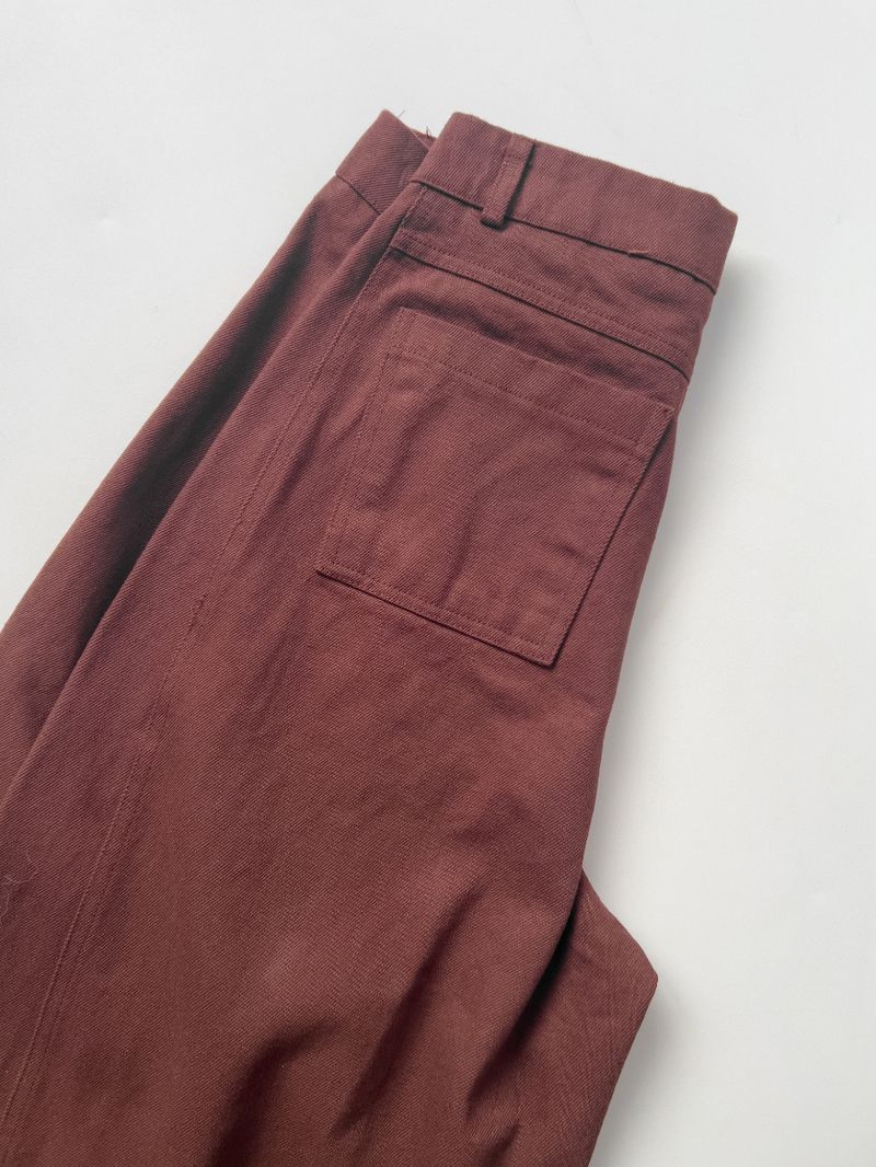 215 Rivet Curved Wide Pants