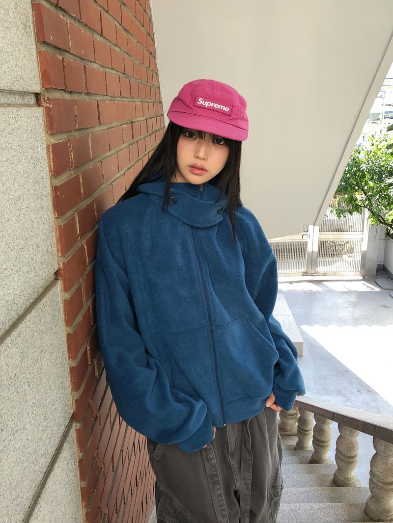 ジェニンデタッチャブルフーデッドジップアップ