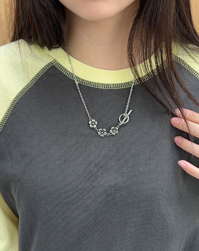 TL Flower Chain Necklace