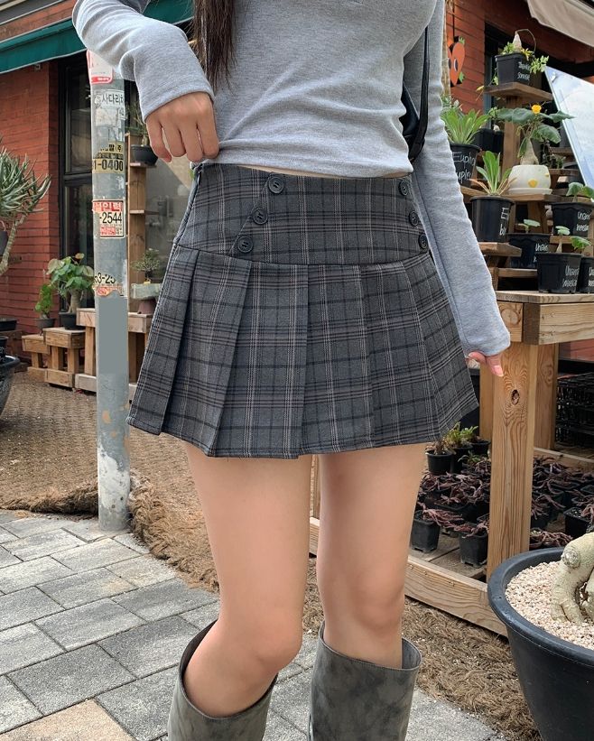 Cheed Check Button Pleated Mini Skirt