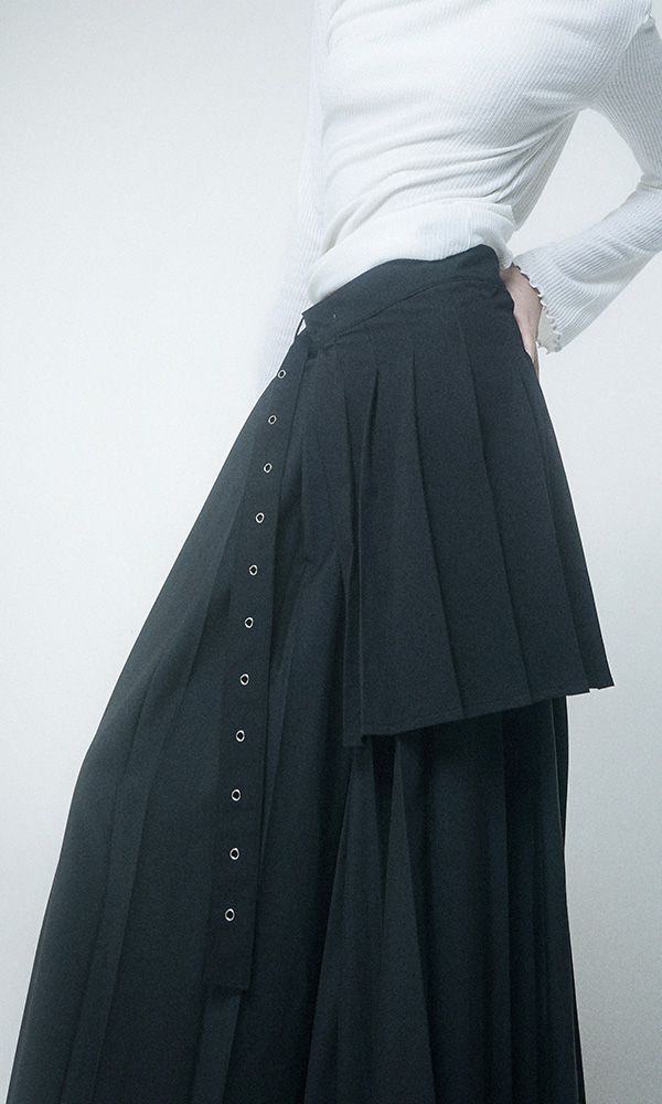 Pleated Wrap layered skirt